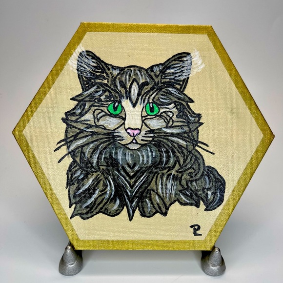 Original Acrylic Maine Coon Painting on Octagon Canvas - Picture 1 of 2